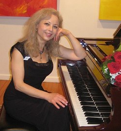 Pianist Sophia Agranovich