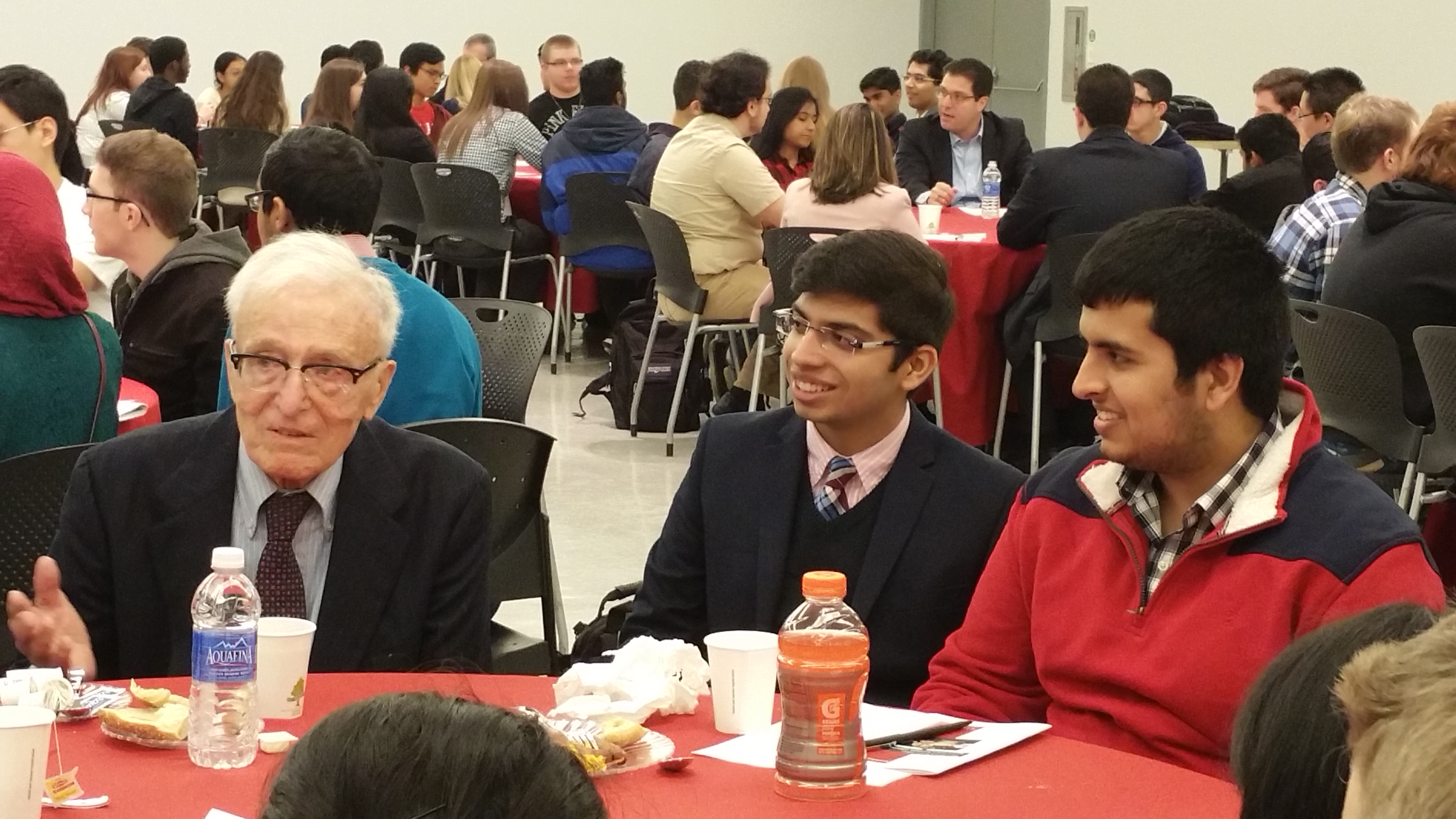 Albert Dorman speaking with students at November 2015 Board of Visitors Roundtable