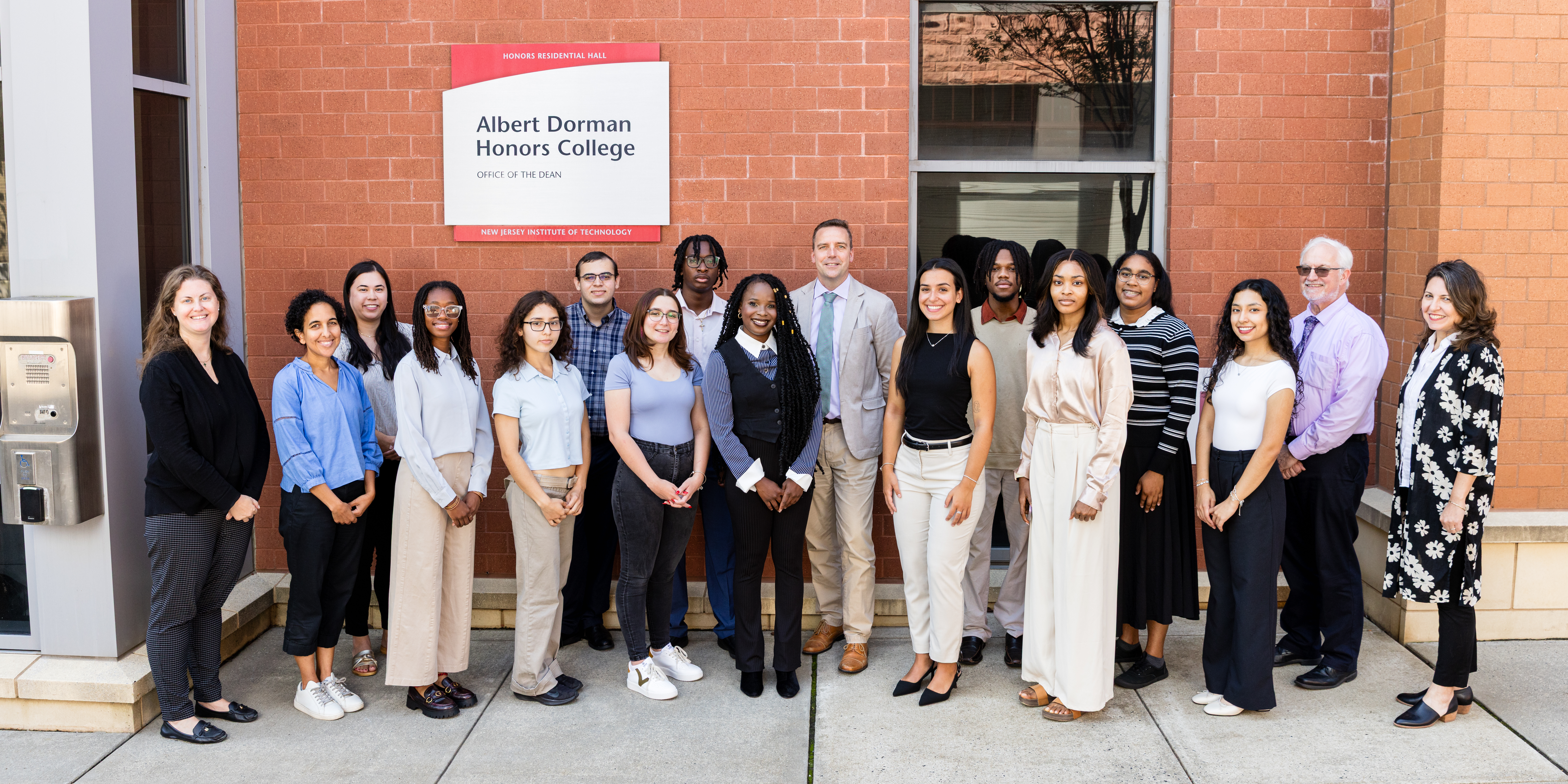 Newark Mayor's Scholars Group Picture